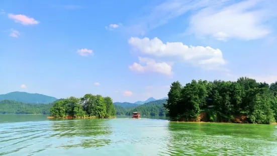 陡水湖風景区