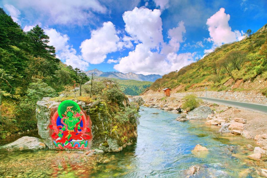 Xiamen to Kangding Flights