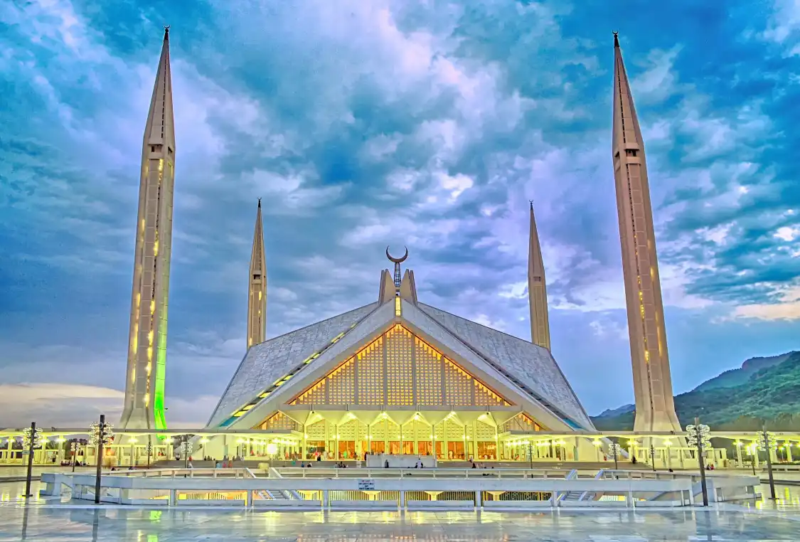 Hotels near Shah Faisal Masjid, Islamabad