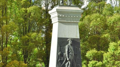 Brigham Young Monument