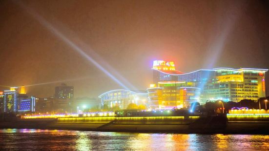 Two Rivers Cruise Ship(Wuchang Hongxiang Wharf)