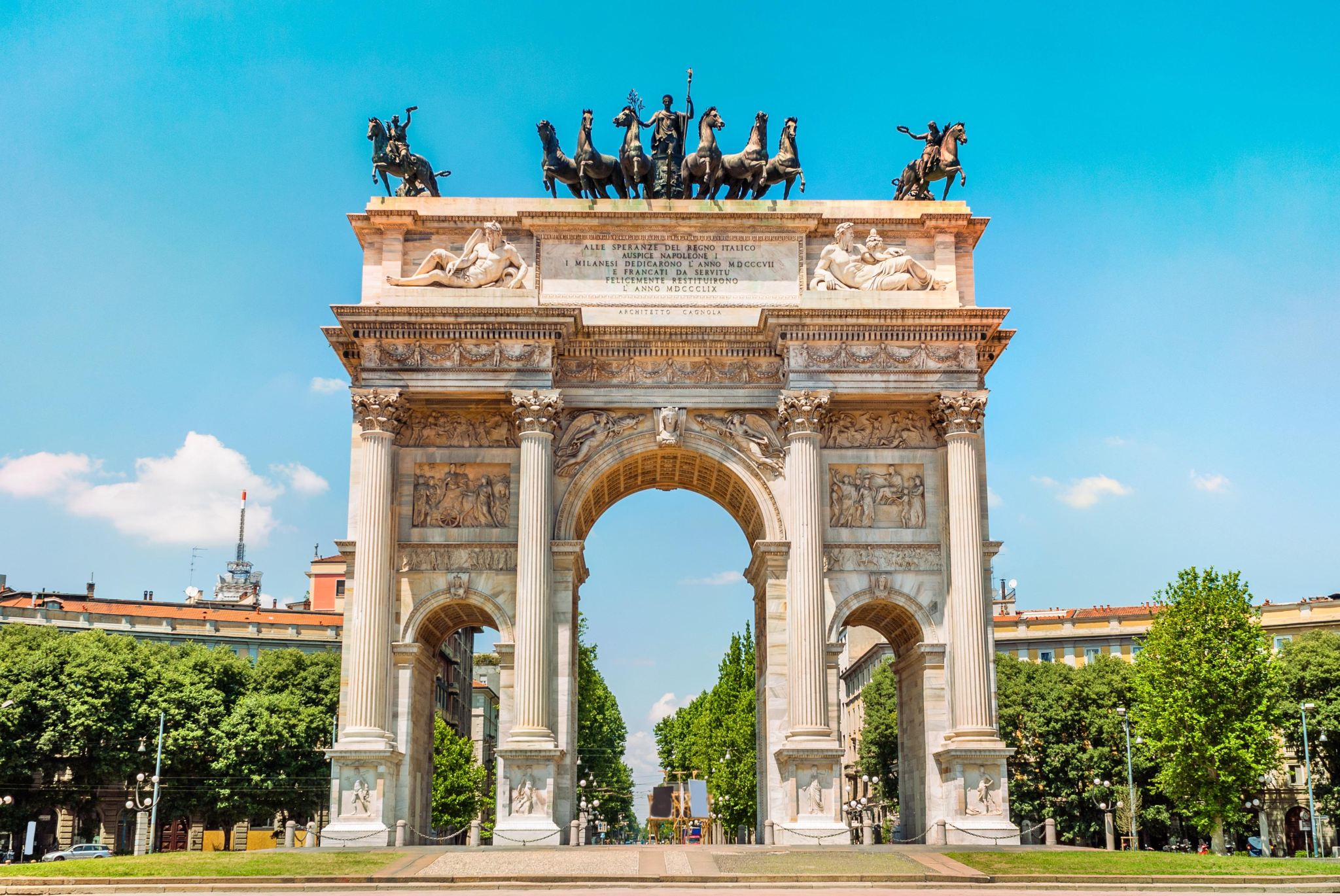 Milan Cathedral + Sforza Castle + Monument to Leonardo da Vinci + Casa Milan + Arco della Pace