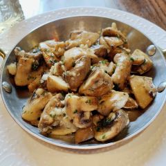 BROWNSTONE布朗石西班牙餐厅酒吧(永嘉庭店) User Photo