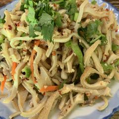 鸿缘三星羊汤馆 User Photo