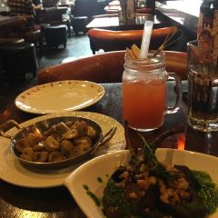 BROWNSTONE布朗石西班牙餐厅酒吧(永嘉庭店) User Photo