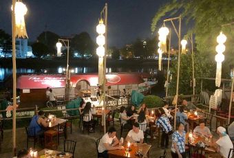 The Riverside Bar & Restaurant User Photo