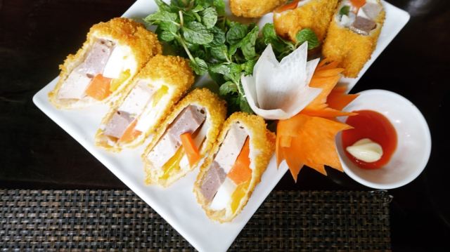 Lang Nghe Restaurant