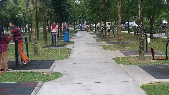 Taman Aman Jogging Park Attractions Petaling Jaya Travel Review Travel Guide Trip Com