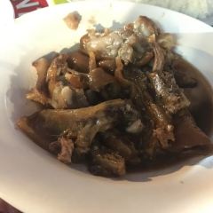 Chang Phueak Pork Leg Rice User Photo