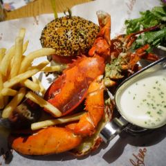 Burger & Lobster User Photo