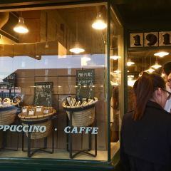 Starbucks East Marginal Way & Norfolk User Photo