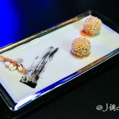 ROBUCHON AU DÔME User Photo