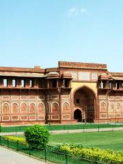 Jahangir Palace