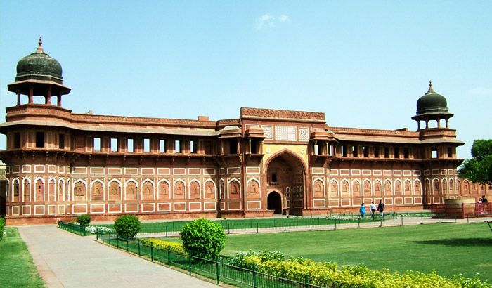 Jahangir Palace