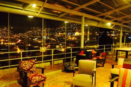 LIMBUS RESTOBAR