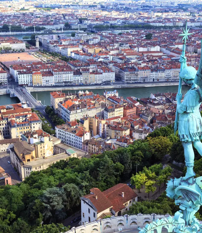 Lyon