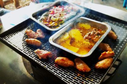 胡四哥特色火盆烧烤(总店)