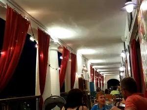Gnezdo Pekarya