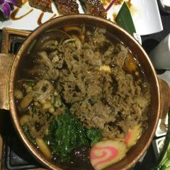 Jiang Tai WuEr (HuanQiu JinRong ZhongXin Restaurant) 여행 사진