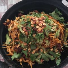 酒都宾馆对外餐厅(杏花店) User Photo