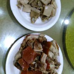 阿三乳猪店 User Photo