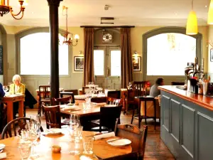 The Harwood Arms
