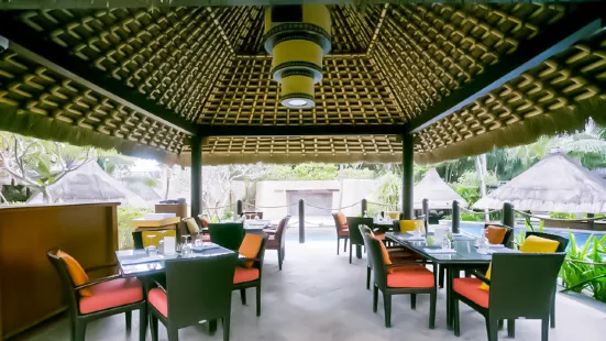 Cielo at Shangri-La's Boracay Resort and Spa
