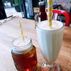 Beef & Liberty ( Shanghai Centre ) Burgers User Photo