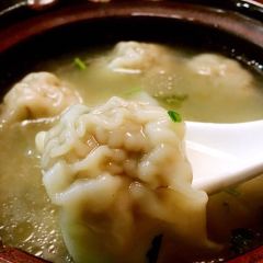 Yanjialvroulaodian (huadianyixiao) User Photo