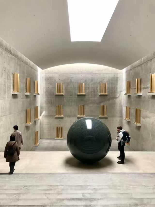 地中美術館