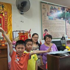 Fat Mom's Restaurant User Photo