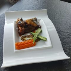 Jiang Tai WuEr (HuanQiu JinRong ZhongXin Restaurant) 여행 사진