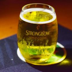Shamrock Irish Bar KK Waterfront 여행 사진