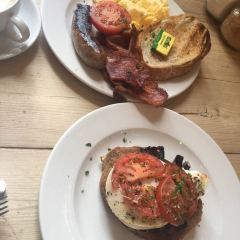 E Pellicci User Photo