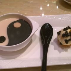 The Eight User Photo