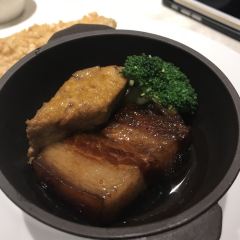 DE BAN ZHUANG YUAN CAO TANG CAN TING 여행 사진
