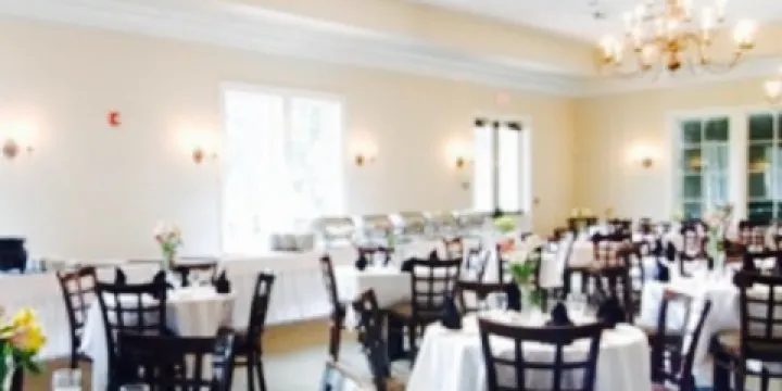 Ellendale Country Club