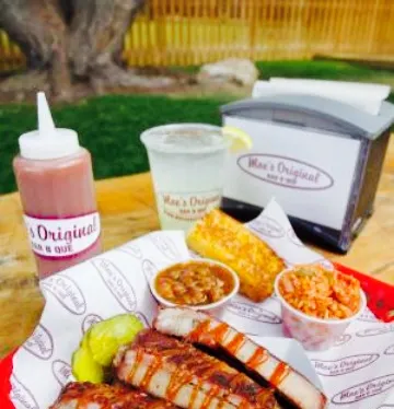 Moe's Original Bar B Que