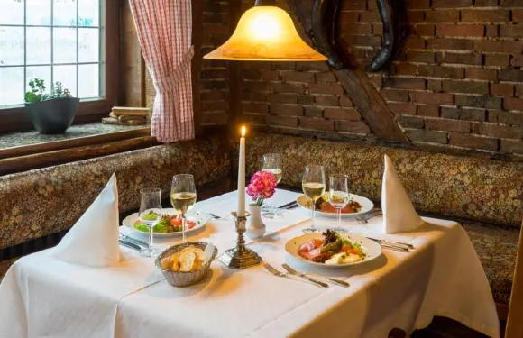 格羅特霍夫餐廳酒店