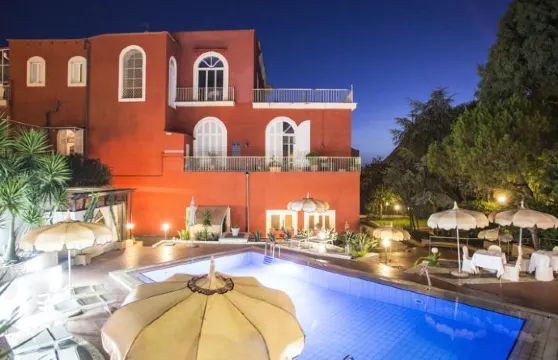 克倫姆巴亞別墅酒店