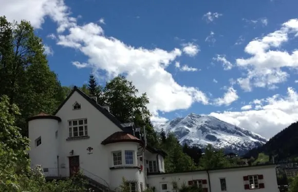 貝倫斯別墅公寓