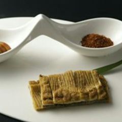 THREE ON HUJING User Photo