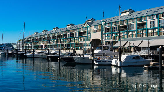 Finger Wharf