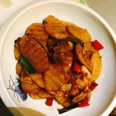 LI HUA YUAN User Photo