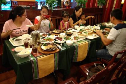 豪享来中西餐厅(城东店)