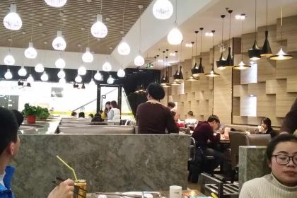 黄记煌三汁焖锅(宝龙店)