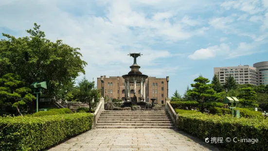 鶴舞公園