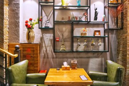 Shi Jia Niu Ba Cheng