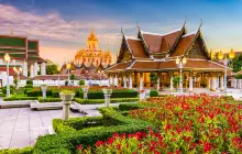 Wat Ratchanatdaram Woravihara (Loha Prasat)
