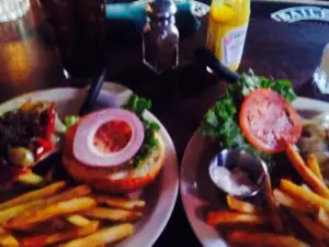 Revere's Wells Street Tavern